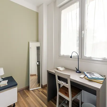 Lägenhet Candiani C3 Quadrilocale 2 Livelli Milano