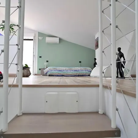 Candiani C3 Quadrilocale 2 Livelli Lägenhet *