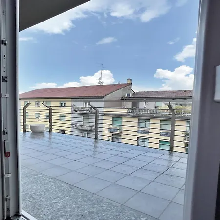 Lägenhet Candiani C3 Quadrilocale 2 Livelli *
