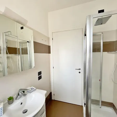 Candiani C3 Quadrilocale 2 Livelli *